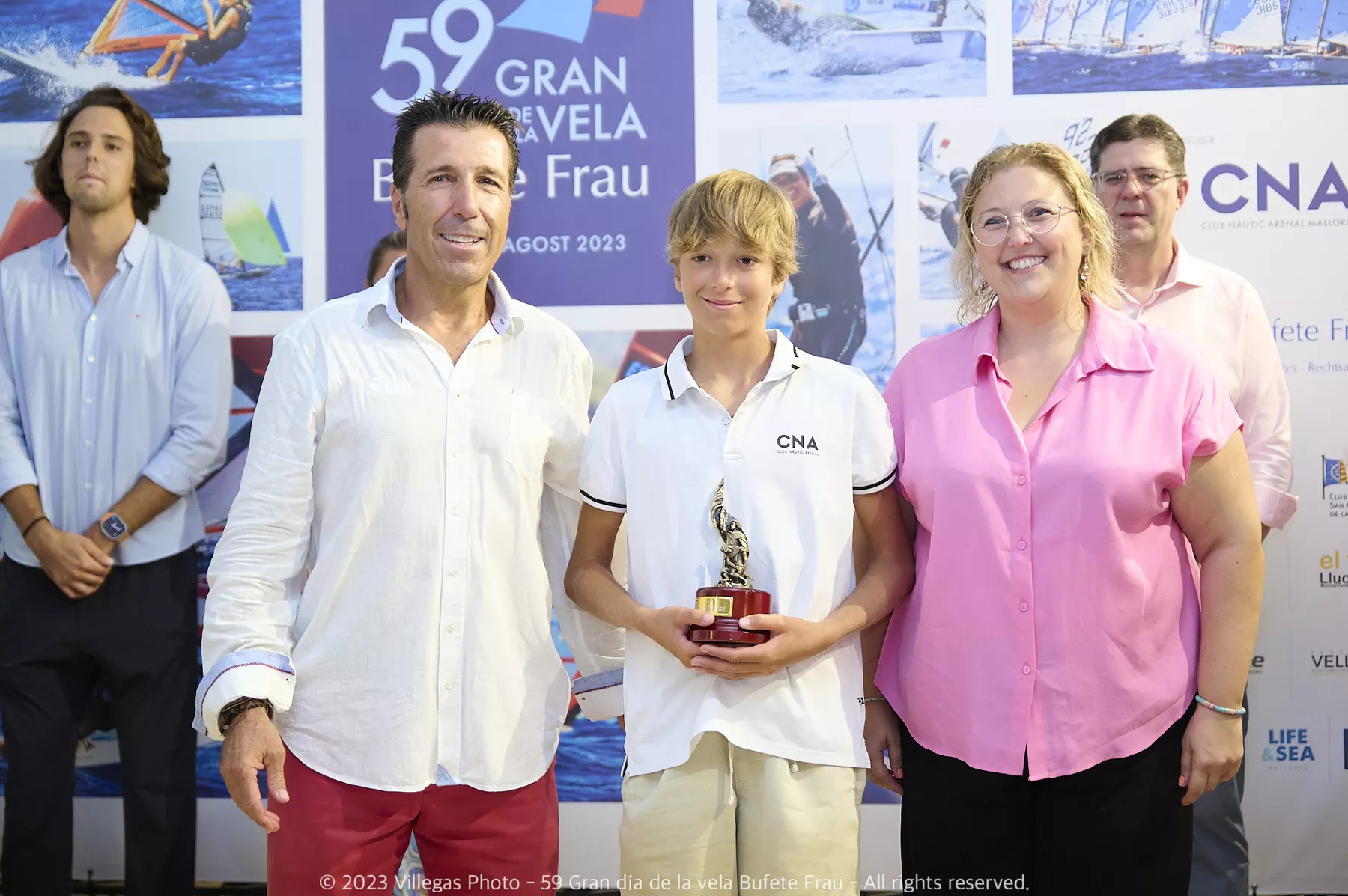 The 59th Gran Día de la Vela -Bufete Frau, presents its trophies.